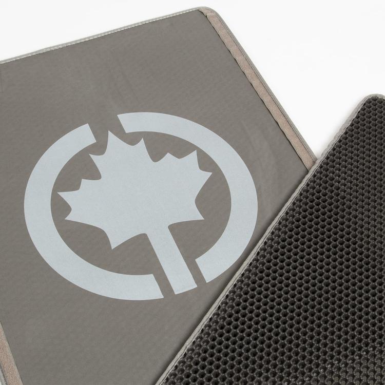 Magiczna Dwuwarstwowa Mata pod kuwetę CanadianCat czarna od ParrotPlanet.pl