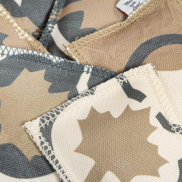 Poduszeczka do Przytulania dla kota| Canadian Cat | LOVE | beżowobrązowa | kocimiętka 5g od ParrotPlanet.pl