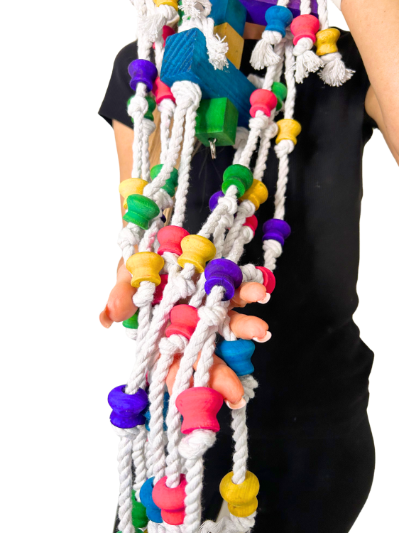 Longer | Ogromna zabawka | 100cm Drewnianej, Kolorowej Frajdy do chrupania | dla dużych papug od ParrotPlanet.pl