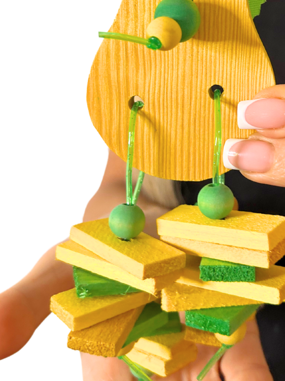 Mini Gruszka- zabawka dla wszystkich papug od ParrotPlanet.pl