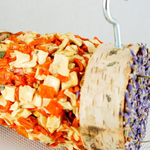 Ziołowo-warzywny szaszłyk - dla wszystkich gryzoni w tym: królików, kawii domowej, myszy, chomików, szczurów, myszoskoczków od ParrotPlanet.pl