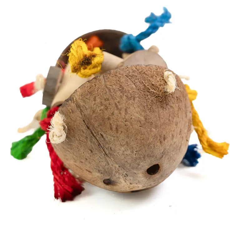 Coco Stack – wisząca zabawka z kokosa i drewna dla papug 13 × 40 cm od ParrotPlanet